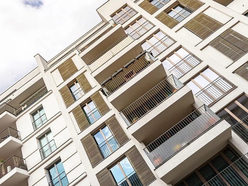 SN42 Kayan Güneş Kırıcı Sistemi
